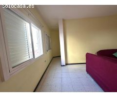 CASA EN VECINDARIO, CENTRO COMERCIAL ATLÁNTICO