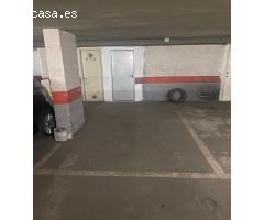 ¡Plaza de garaje en Paseo de Chil! Ubicación céntrica y exclusiva