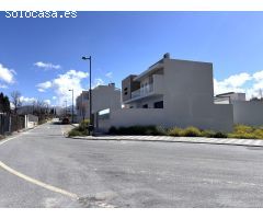 TERRENO URBANIZABLE EN ZONA MACONDO, MARACENA