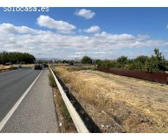 Terreno rústico en la entrada de Huétor Vega: Inversión con vistas a Granada.