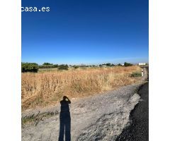 Parcela rústica en la entrada de Cájar con exposición diaria a cientos de vehículos.