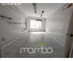 Local en venta en calle arroyo hondo, 34