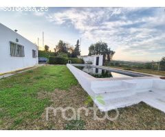 Venta de Casa de Campo con Finca Rústica