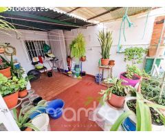 CHALET ADOSADO EN VÉLEZ MÁLAGA