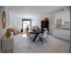 Villa de Lujo en Venta en Pinar de Campoverde, Alicante
