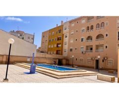 Piso en Venta en Torrevieja, Alicante