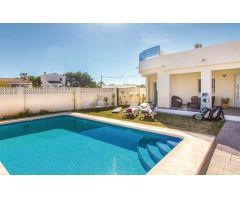 Villa en Venta en Denia, Alicante