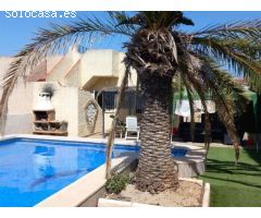 Villa en Venta en Torrevieja, Alicante