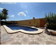 Villa en Venta en Los Dolores, Alicante