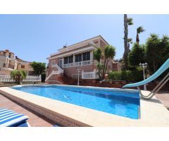 Chalet en Venta en Almoradí, Alicante