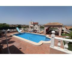 Chalet en Venta en Almoradí, Alicante