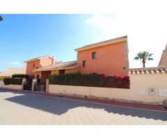 Chalet en Venta en Algorfa, Alicante