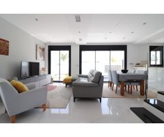 Chalet en Venta en Los Montesinos, Alicante