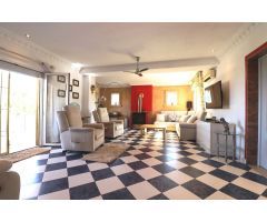 Chalet en Venta en Algorfa, Alicante