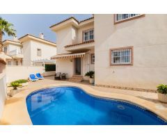 Villa en Venta en Rojales, Alicante