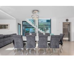 Villa en Venta en San Miguel de Salinas, Alicante