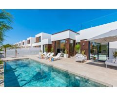 Villa en Venta en Caserío El Campello, Alicante