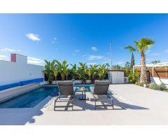 Villa en Venta en Los Montesinos, Alicante
