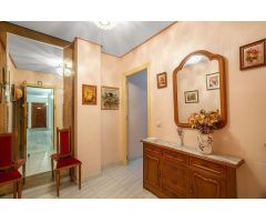 Apartamento en Venta en Torrevieja, Alicante