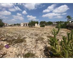 Villa en Venta en Albatera, Alicante