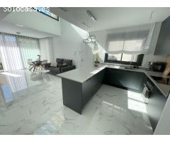 Chalet en Venta en Los Montesinos, Alicante