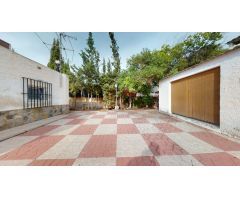 Chalet en Venta en Albatera, Alicante