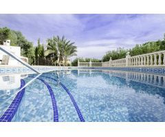 Chalet en Venta en Albatera, Alicante