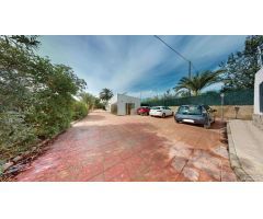 Chalet en Venta en Albatera, Alicante