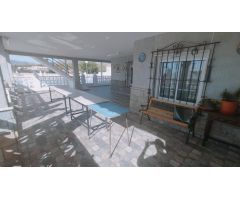 Villa en Venta en Crevillente, Alicante