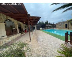 Chalet en Venta en Matola, Alicante