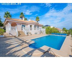 Villa en Venta en Rojales, Alicante