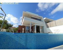Villa en Venta en Orihuela, Alicante