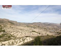 Casa con terreno en Relleu zona ALREDEDORES