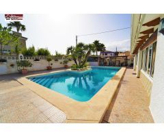 Chalet Exclusivo en Benidorm - Rincon de Loix, Urbanización Rocas Blancas