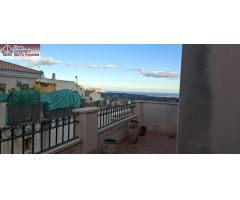 CASA DE DOS PLANTAS EN EL CENTRO DE LA NUCIA