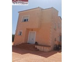 CHALET EN LA NUCIA