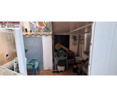 Oportunidad única: Adosado en Polop con terraza y piscina comunitaria