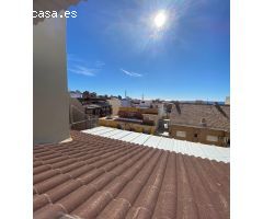ÁTICO DUPLEX INTEGRAMENTE REFORMADO