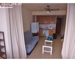 ¡Estudio Reformado en Benidorm con Vistas Espectaculares al Mar y la Ciudad!
