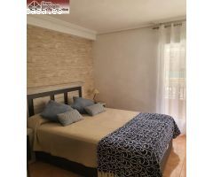 ? ¡Oportunidad en el Centro de Benidorm! Piso Luminoso de 2 Habitaciones a un Paso de la Playa ?