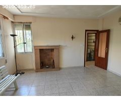 Chalet con piscina en Macastre
