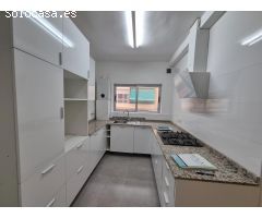 Espacioso y reformado piso junto a Boulevard del Pla