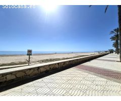 Piso en primera línea de mar Playa Muchavista, El Campello