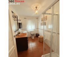chalet Pareado con piscina en venta en Monesterio