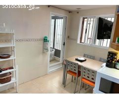Amplio piso de 140 m² en el centro de Burriana con 4 habitaciones, ascensor y patio interior