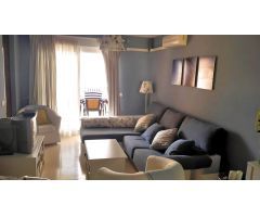 Apartamento con terraza y piscina a 150m de la playa en Moncofa