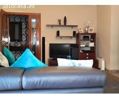 Piso de 5 habitaciones en zona Piscinas de Burriana con ascensor y trastero