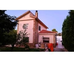 Chalet en Venta en Gilet, Valencia