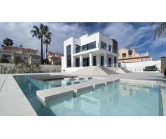 Chalet en Venta en Torrevieja, Alicante