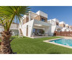 VILLA CON UNA CASA DE INVITADOS ADICIONAL, PROPIA PISCINA EN BALCON DE FINESTRAT